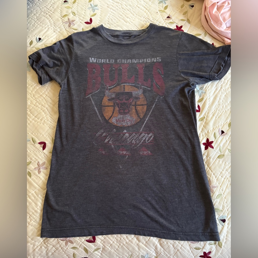 Vintage Chicago Bulls Shirt
